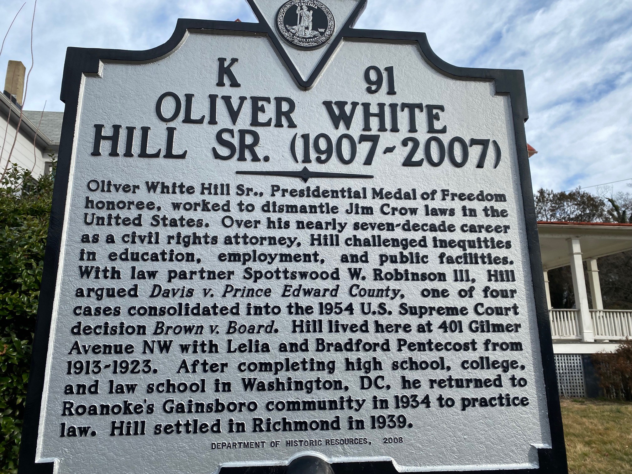 Oliver White Hill sign