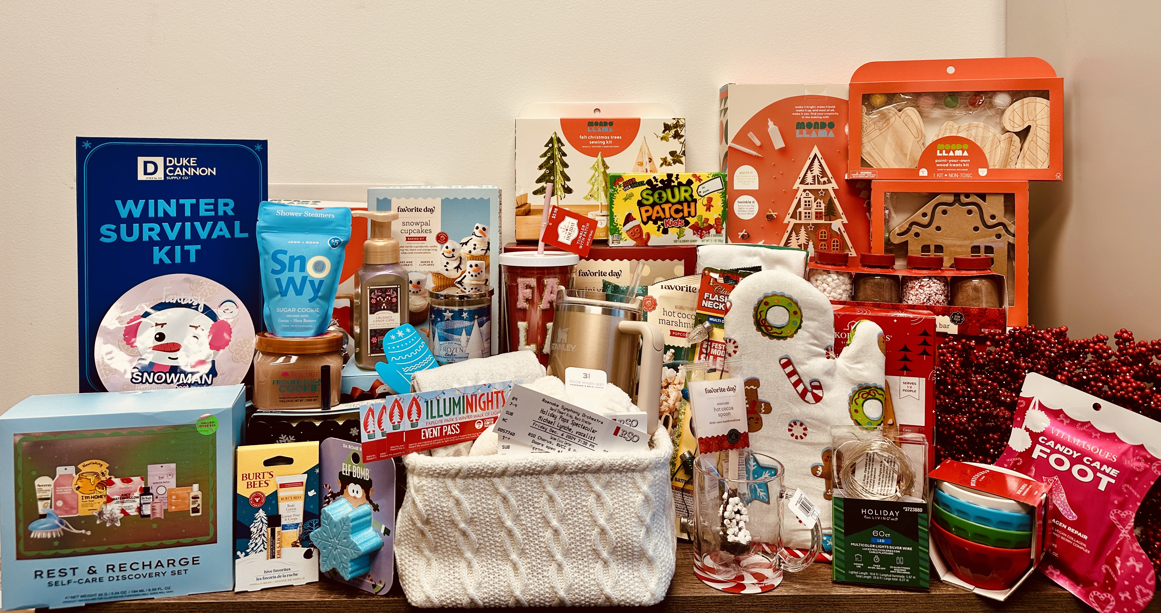 2024 Merry Mondays Prizes!