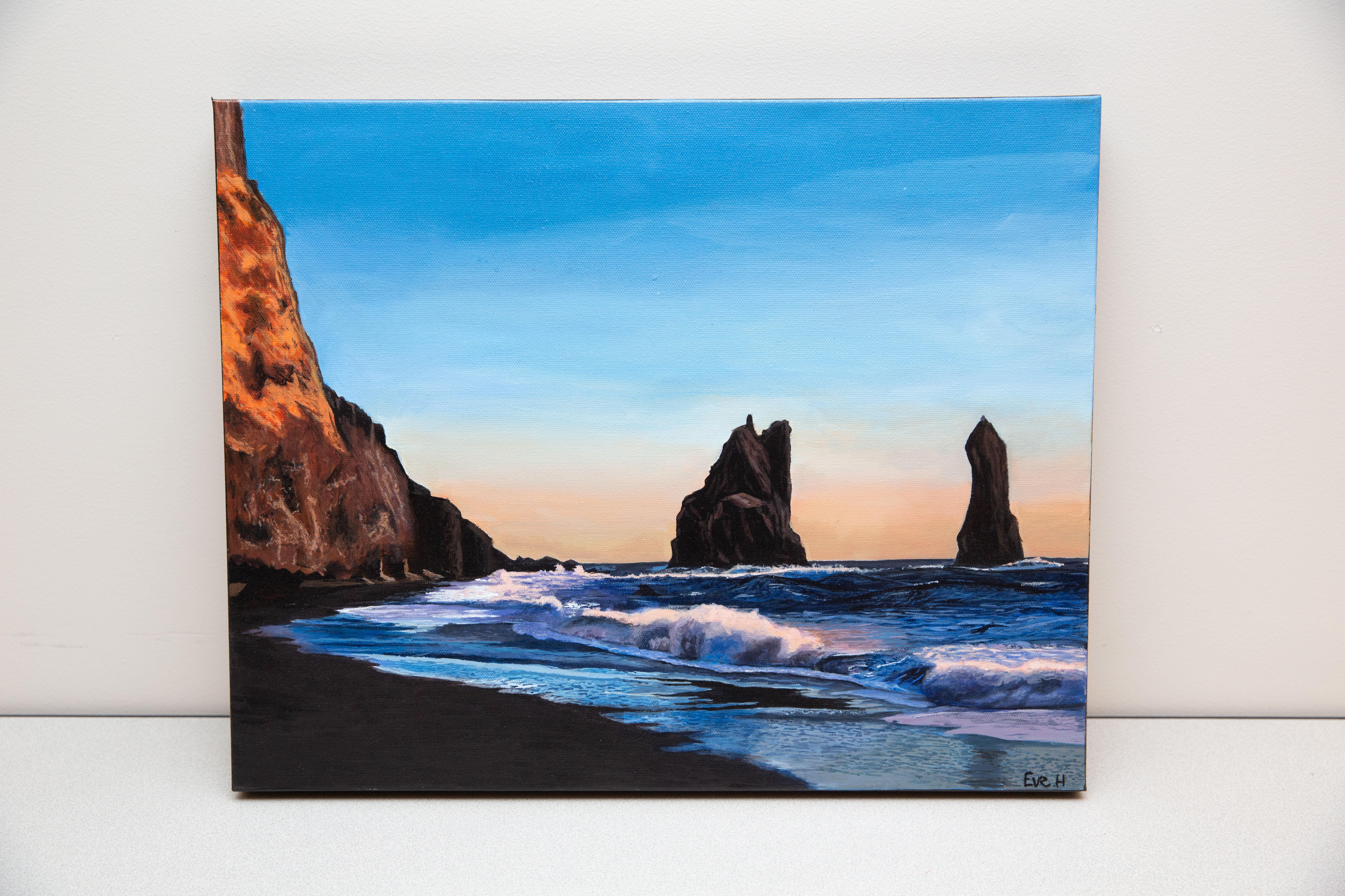 "Reynisfjara Beach, Iceland", Eve Heletz, Teen