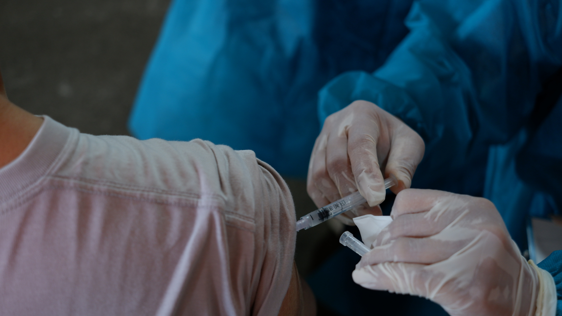 covid-19 vaccine pic 2