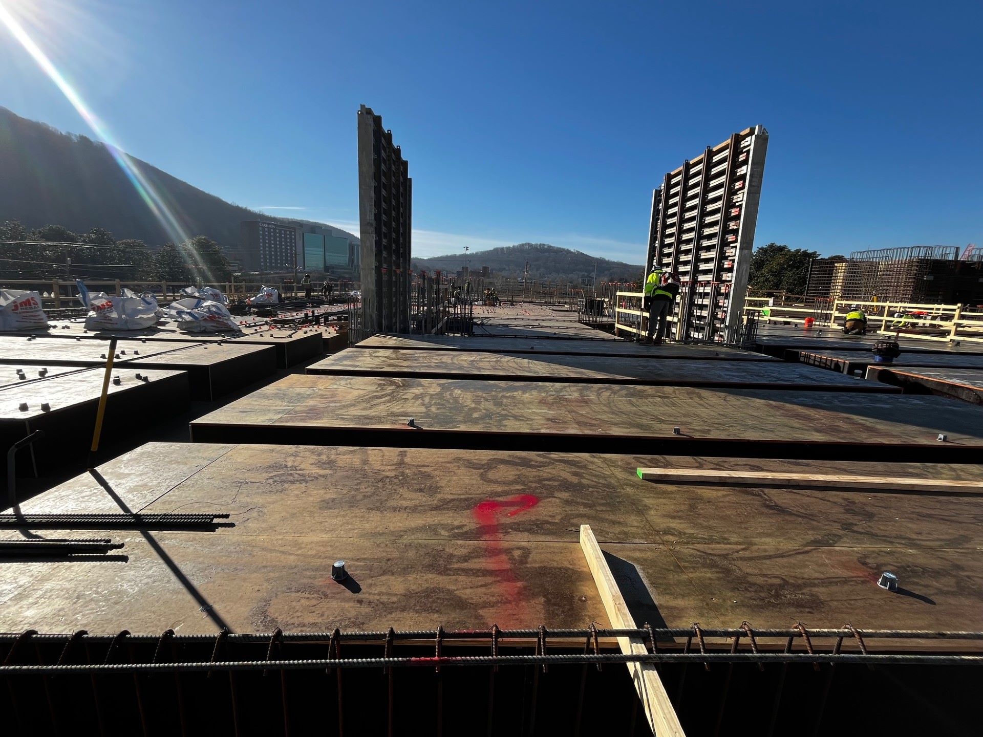 Construction at the future Carilion Taubman Cancer Center