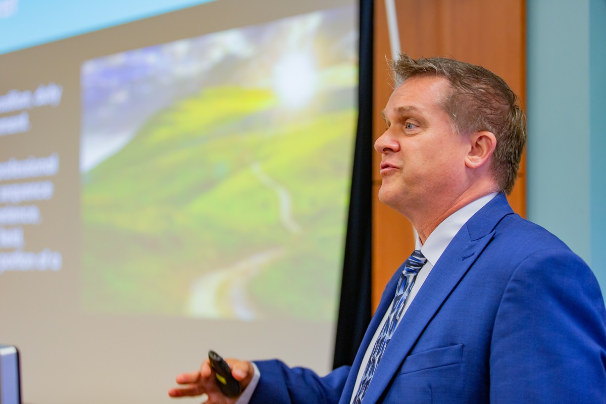 Dr. Gary Vilke was the keynote speaker.