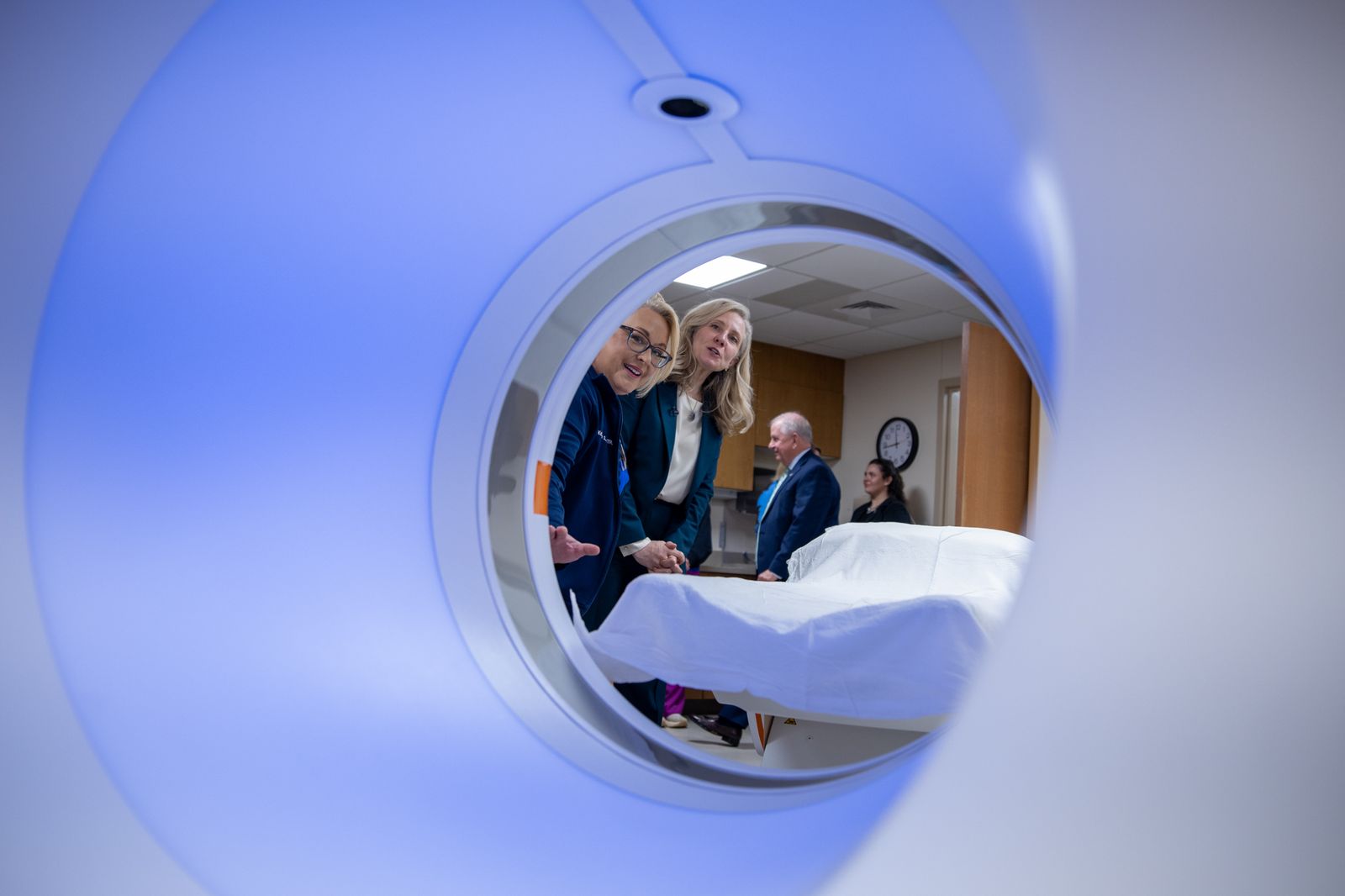 Gov. Abigail Spanberger looks inside CRBH's new CT scanner.