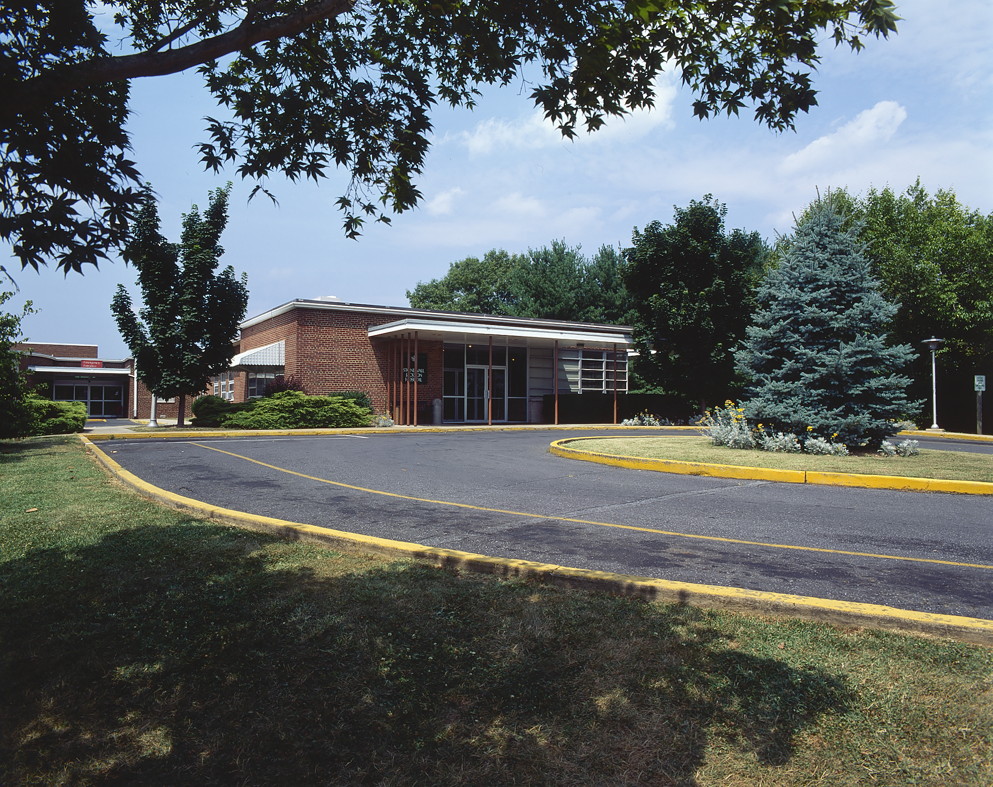 Carilion Stonewall Jackson Hospital