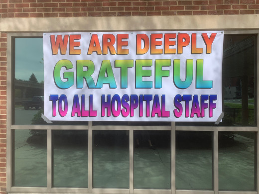 Community thanks Carilion healthcare staff.