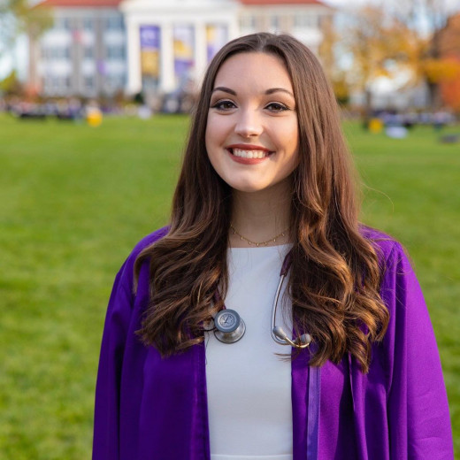 10 South Oncology employee earns JMU Nursing's top honors!