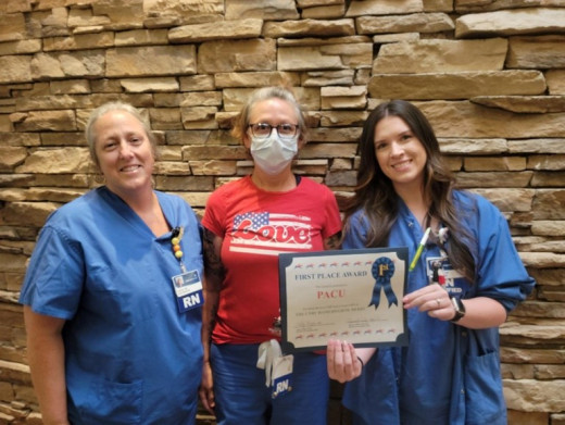 CNRV's PACU members accept their award!