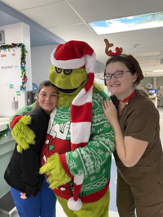 Victoria Watts, The Grinch, Jessica Wygal