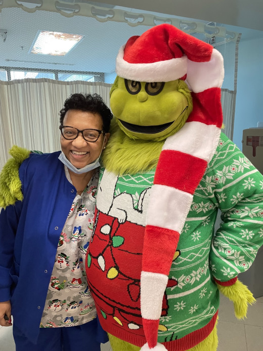 Teresa Parsons & The Grinch 