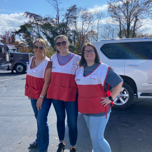 Jessica Hurd RN, Megan Miller RN CTL, & Ashley Wagner CA Volunteering in Asheville 