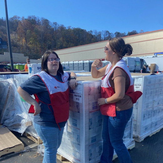 Ashley Wagner CA & Jessica Hurd RN Volunteering in Asheville 