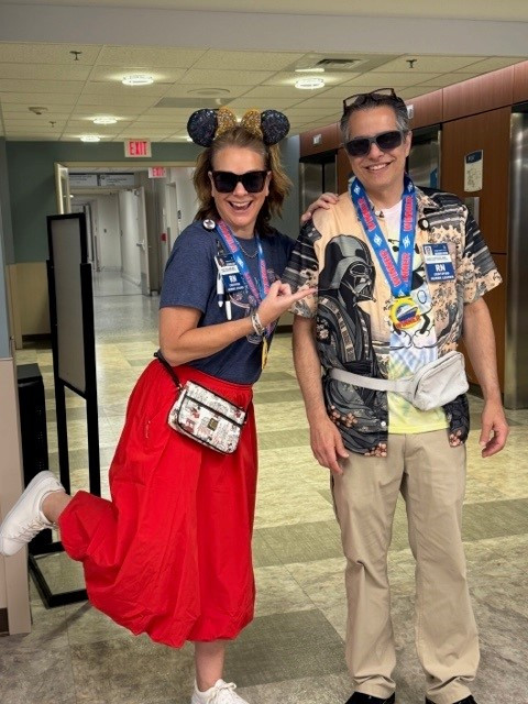Classic Disney tourist family!
