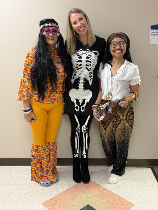 Hippies (Cindy Wooldridge and Julie Hall) and Skeleton (Jennifer Adkins)
