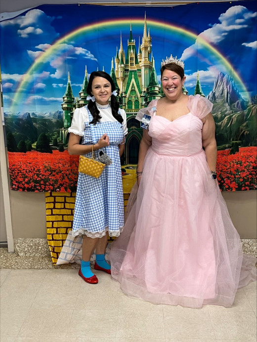 Dorothy and Glinda