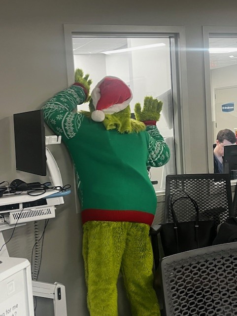 The Grinches visit!