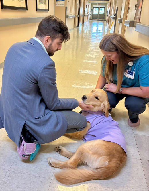 Meadow visits Pharmacy staff at Tazewell