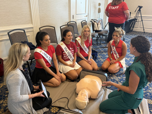 Angela Witt and Claire Thielecke teaching CPR